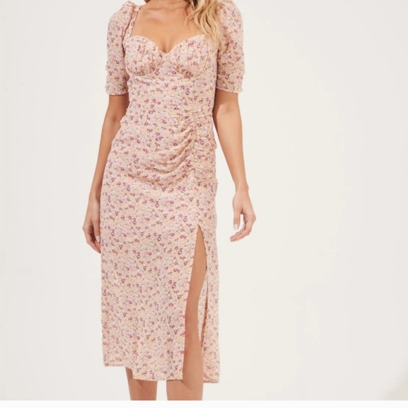 Astr Dresses & Skirts - ASTR the label Floral Milkmaid Midi Dress in Yellow-Red Ditsy Medium